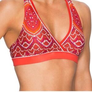 Athleta Cozumel Twist Back Bikini Top